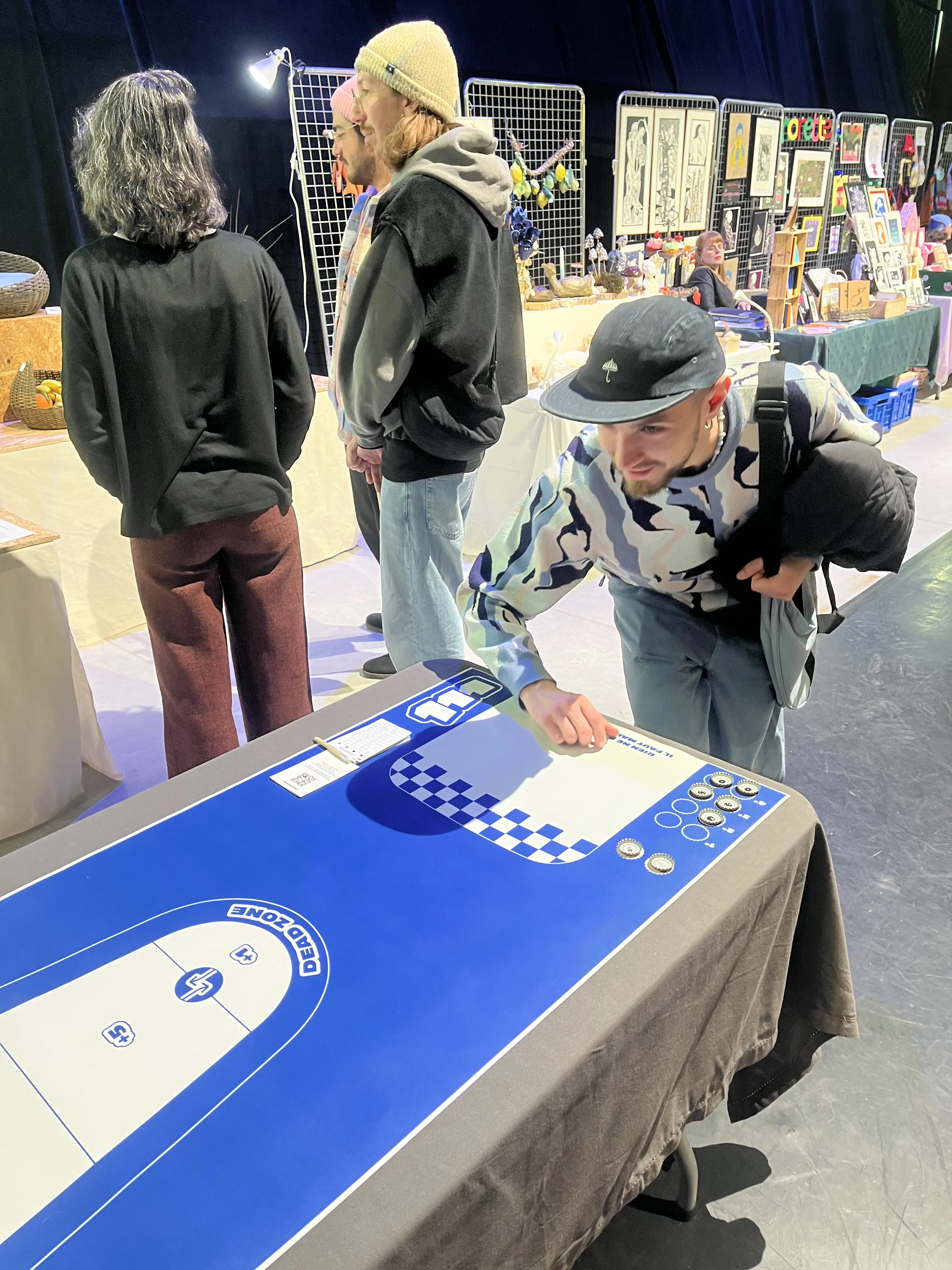 HyperNoël, Hyper Noël, hyper noel, le Cellier, Reims, marché de Noël, créateurs, artisans, art, Jeux d'adresse, Jeux de société, J2S, Le 111, 111, US&DS, un seau et du sable, seau de sable, seau sable, seau et sable, du seau du sable